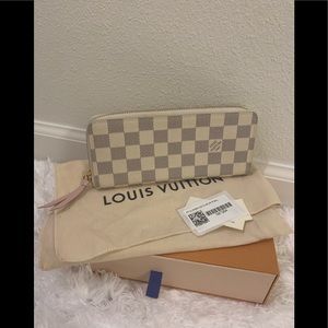 🩰Louis Vuitton Clemence Wallet🩰